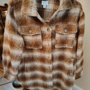 Time and Tru Women's Tan and White Teddy Jacket